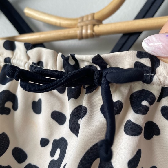 Baby Gap Cheetah Print Peplum Skirt One Piece Bathingsuit Size 5T - Picture 6 of 13